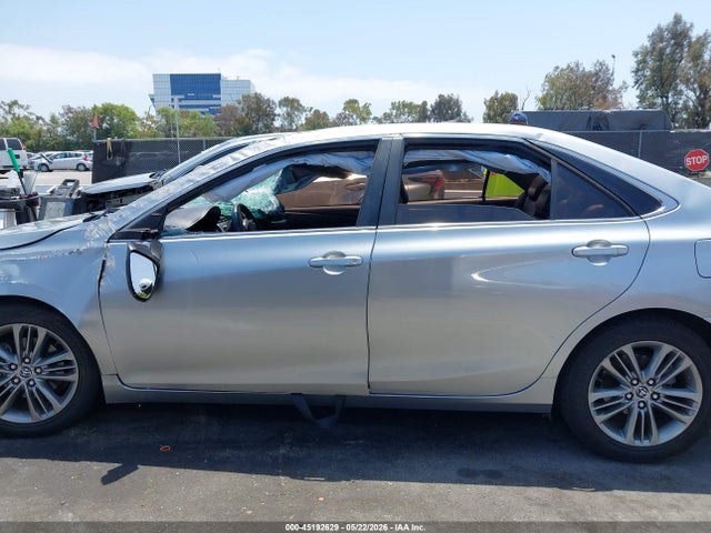 45192629 :رقم المزاد ، 4T1BF1FK0GU145446 vin ، 2016 Toyota Camry Se مزاد بيع