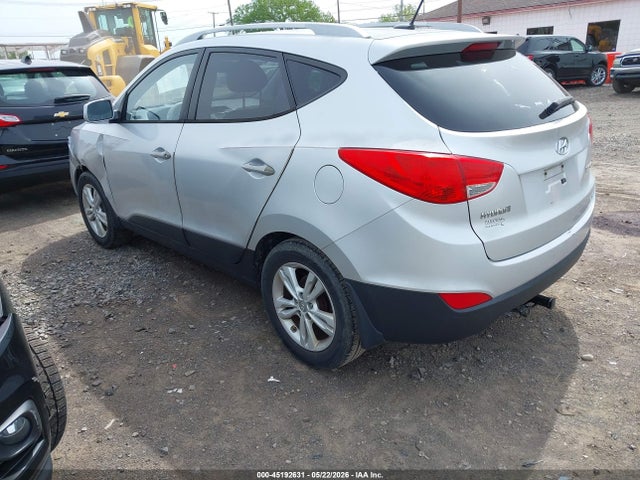 Продажа на аукционе авто 2010 Hyundai Tucson Gls, vin: KM8JUCAC4AU075633, номер лота: 45192631