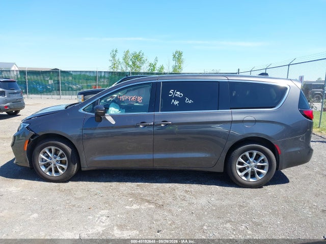 Продаж на аукціоні авто 2023 Chrysler Pacifica Touring L Awd, vin: 2C4RC3BG2PR584783, номер лоту: 45192648