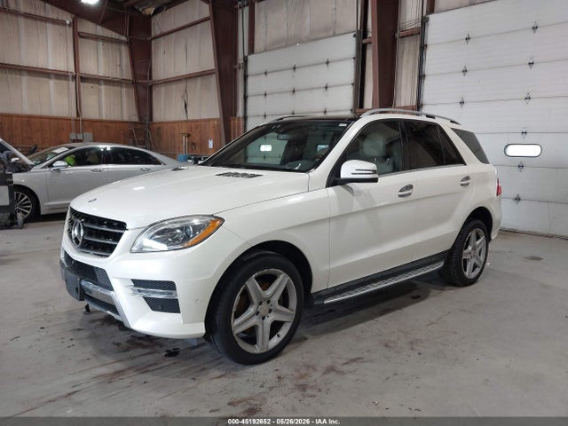 Auction sale of the 2015 Mercedes-benz Ml 400 4matic, vin: 4JGDA5GB3FA567000, lot number: 45192652