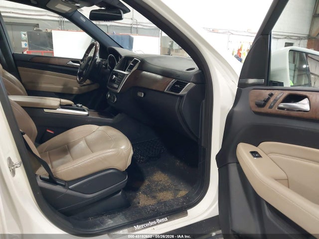 Auction sale of the 2015 Mercedes-benz Ml 400 4matic, vin: 4JGDA5GB3FA567000, lot number: 45192652