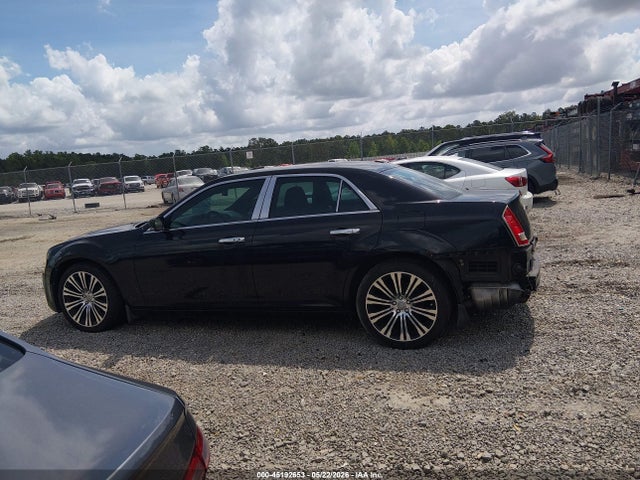 45192653 :رقم المزاد ، 2C3CCABG9EH119466 vin ، 2014 Chrysler 300 300s مزاد بيع