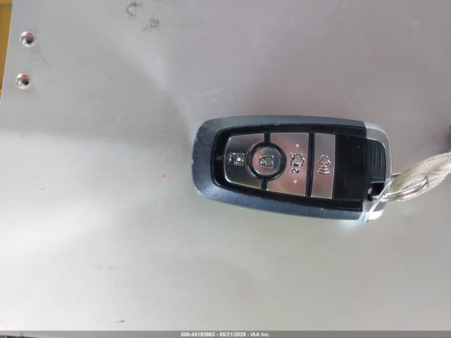 3FA6P0LU2KR115745 Ford Fusion Hybrid Se