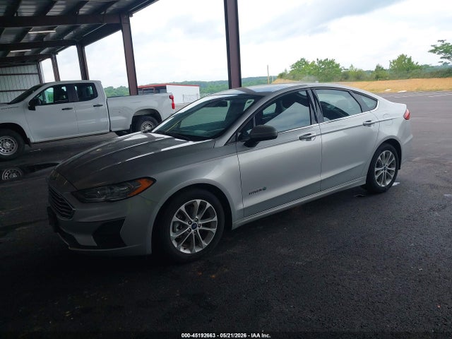 3FA6P0LU2KR115745 Ford Fusion Hybrid Se
