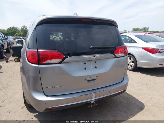 45192680 :رقم المزاد ، 2C4RC1EG9JR194545 vin ، 2018 Chrysler Pacifica Touring L Plus مزاد بيع