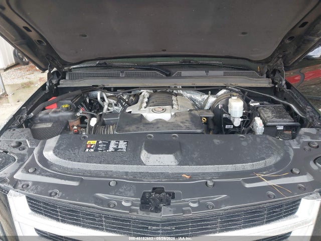 45192683 :رقم المزاد ، 1GYS4CKJ5FR309532 vin ، 2015 Cadillac Escalade Premium مزاد بيع