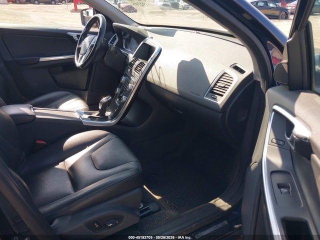 45192705 :رقم المزاد ، YV4612RK5F2755825 vin ، 2015 Volvo Xc60 T5/t5 Premier مزاد بيع