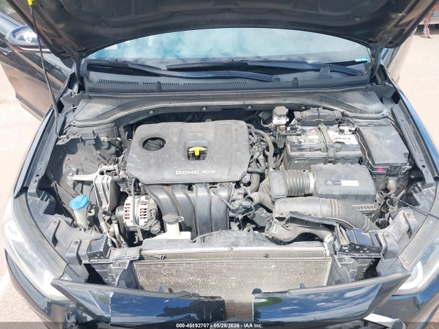 5NPD84LF9HH035782 Hyundai ELANTRA SE