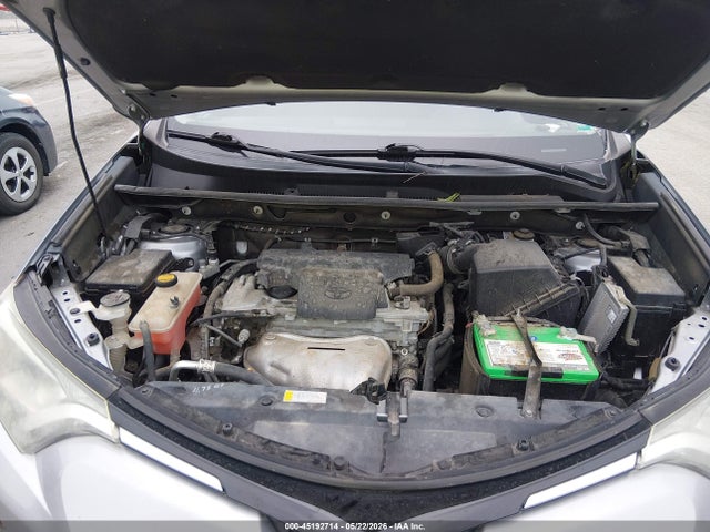 45192714 :رقم المزاد ، 2T3BFREV0JW733839 vin ، 2018 Toyota Rav4 Le مزاد بيع
