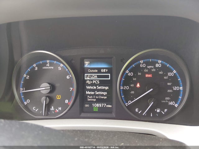 45192714 :رقم المزاد ، 2T3BFREV0JW733839 vin ، 2018 Toyota Rav4 Le مزاد بيع