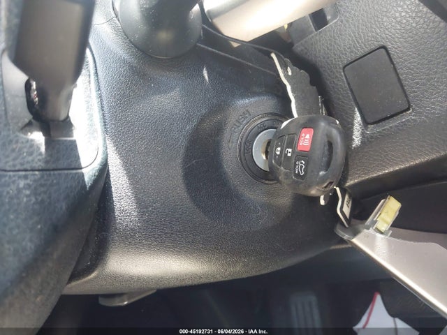 Toyota Rav4 Xle 2015 JTMWFREV2FD058212 Image 11