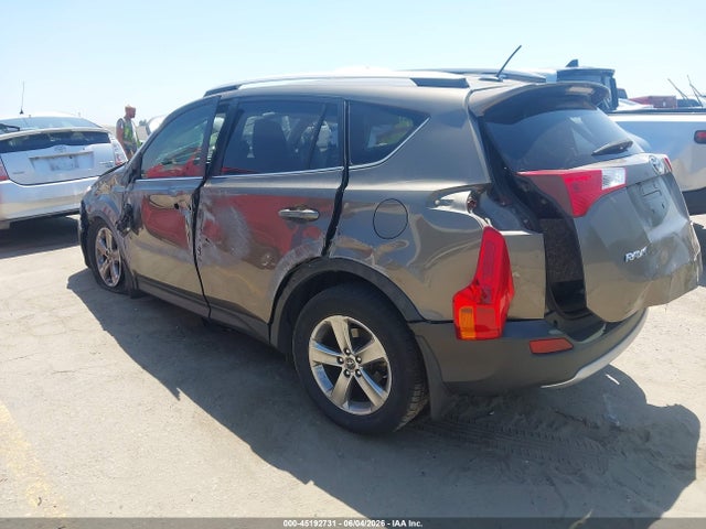 Toyota Rav4 Xle 2015 JTMWFREV2FD058212 Image 3