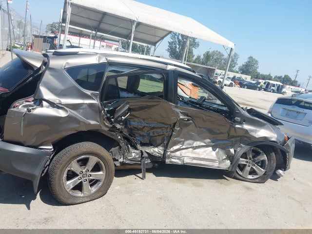 Toyota Rav4 Xle 2015 JTMWFREV2FD058212 Image 6