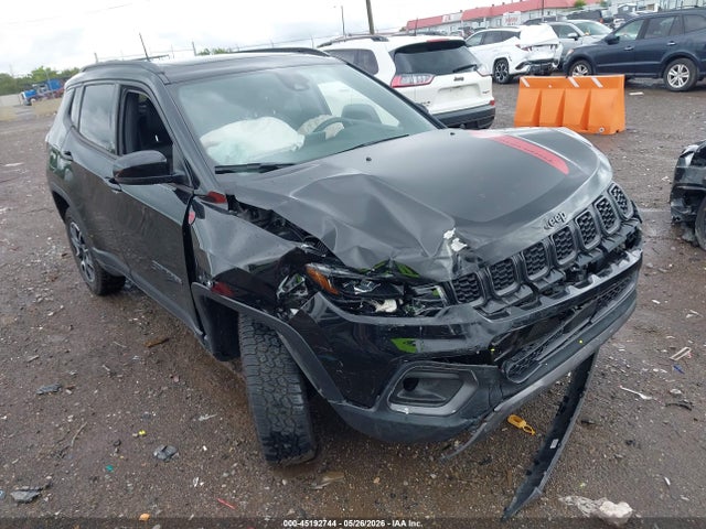 Продажа на аукционе авто 2025 Jeep Compass Trailhawk 4x4, vin: 3C4NJDDN4ST556009, номер лота: 45192744