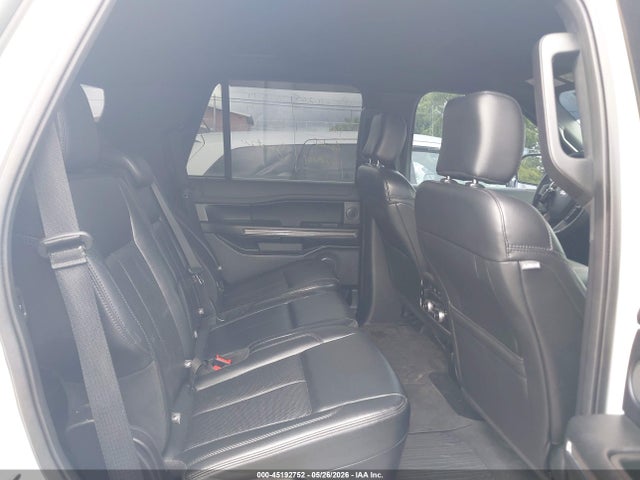 Ford Expedition Xlt 2019 1FMJU1HT8KEA79562 Image 8