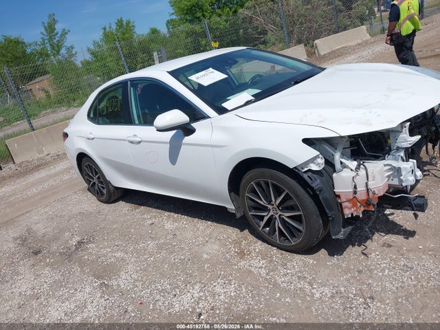 Продажа на аукционе авто 2021 Toyota Camry Se, vin: 4T1G11AK8MU549554, номер лота: 45192758