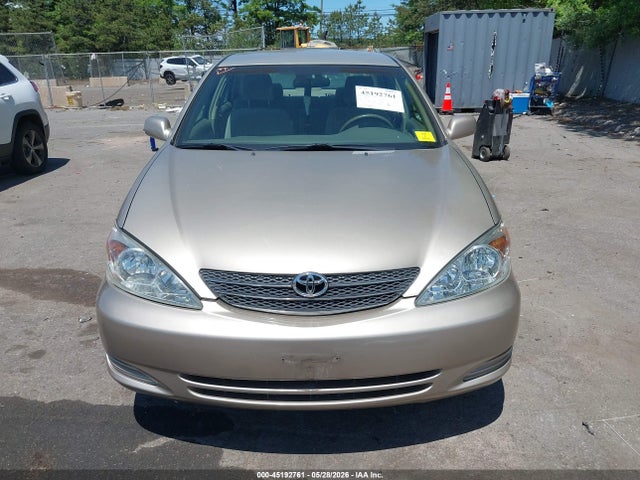 45192761 :رقم المزاد ، 4T1BE32K73U763958 vin ، 2003 Toyota Camry Le مزاد بيع