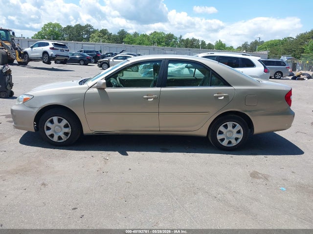 45192761 :رقم المزاد ، 4T1BE32K73U763958 vin ، 2003 Toyota Camry Le مزاد بيع
