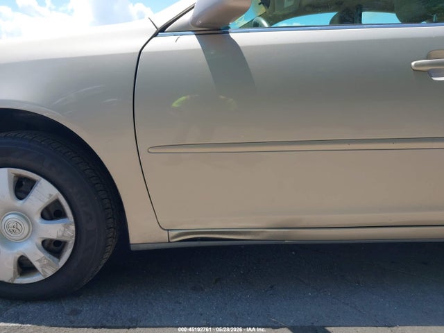 45192761 :رقم المزاد ، 4T1BE32K73U763958 vin ، 2003 Toyota Camry Le مزاد بيع