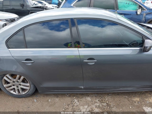 Продажа на аукционе авто 2017 Volkswagen Jetta 1.4t S, vin: 3VW167AJ4HM400880, номер лота: 45192780