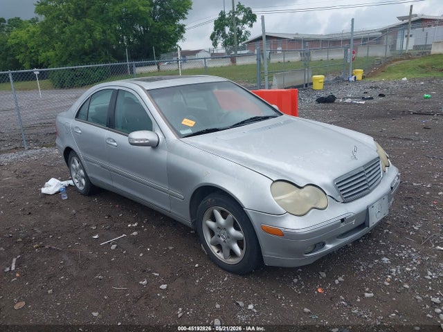 45192826 :رقم المزاد ، WDBRF81J13F432057 vin ، 2003 Mercedes-benz C 240 مزاد بيع