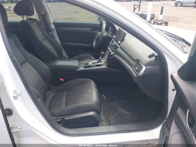 Продажа на аукционе авто 2018 Honda Accord Lx, vin: 1HGCV1F14JA055231, номер лота: 45192841