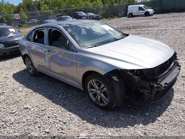 2020 Volkswagen Jetta 1.4t R-line/1.4t S/1.4t Se მანქანა იყიდება აუქციონზე, vin: 3VWCB7BU9LM053133, აუქციონის ნომერი: 45192916