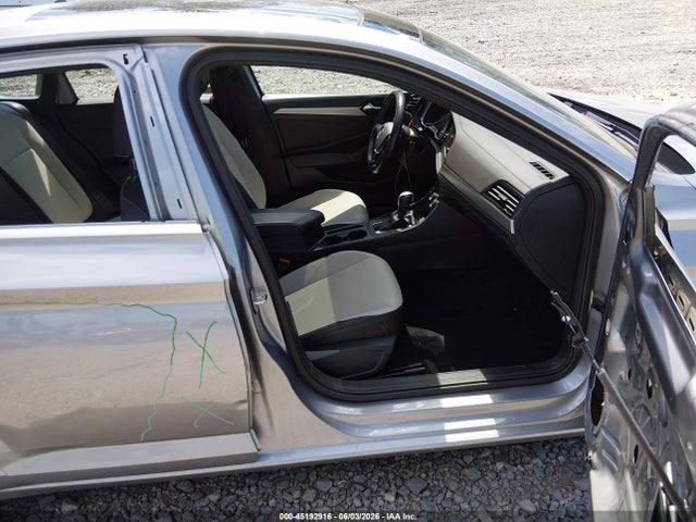 2020 Volkswagen Jetta 1.4t R-line/1.4t S/1.4t Se მანქანა იყიდება აუქციონზე, vin: 3VWCB7BU9LM053133, აუქციონის ნომერი: 45192916