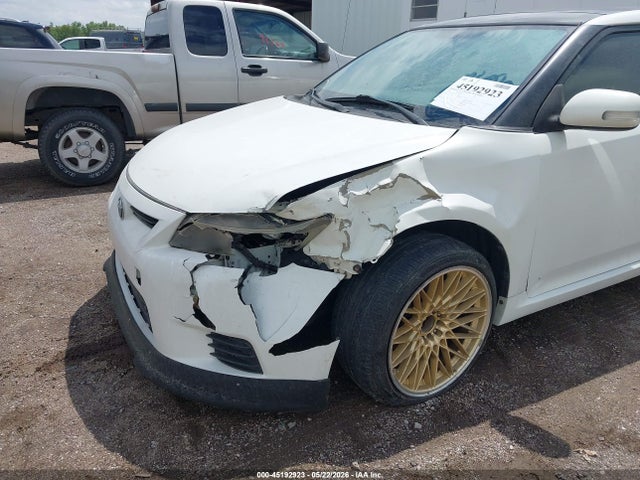 45192923 :رقم المزاد ، JTKJF5C7XD3057120 vin ، 2013 Scion Tc مزاد بيع