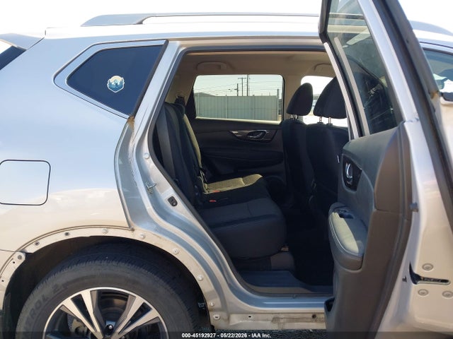 5N1AT2MV5KC752691 Nissan ROGUE SV