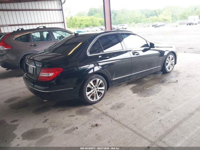 Продажа на аукционе авто 2013 Mercedes-benz C 300 4matic, vin: WDDGF8AB0DR262121, номер лота: 45192972
