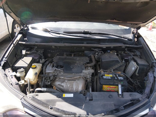 Toyota RAV4 LE 2017 2T3BFREV4HW664955 Image 10