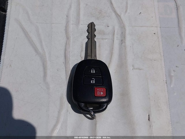 Toyota RAV4 LE 2017 2T3BFREV4HW664955 Image 11