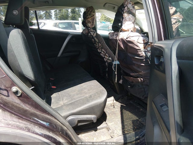 Toyota RAV4 LE 2017 2T3BFREV4HW664955 Image 8