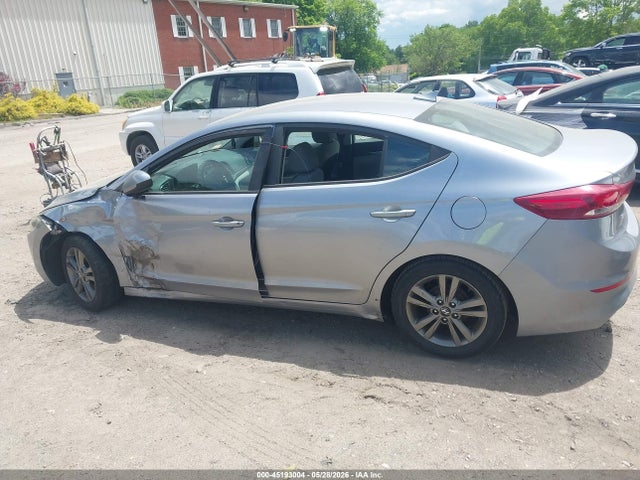 2017 Hyundai Elantra Se მანქანა იყიდება აუქციონზე, vin: 5NPD84LF2HH009167, აუქციონის ნომერი: 45193004
