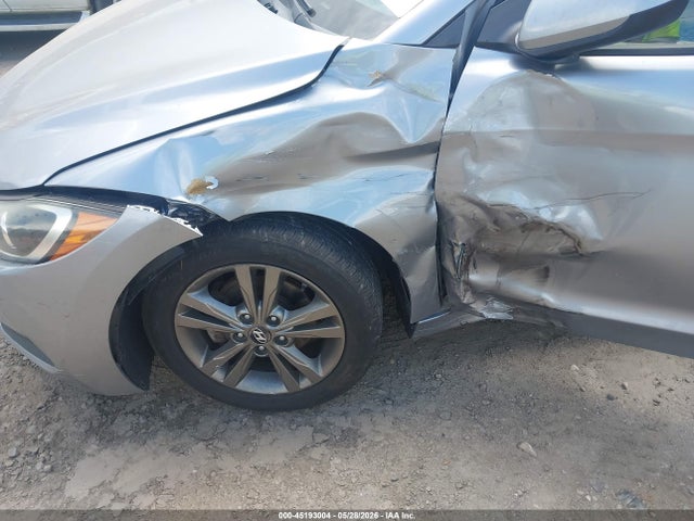 2017 Hyundai Elantra Se მანქანა იყიდება აუქციონზე, vin: 5NPD84LF2HH009167, აუქციონის ნომერი: 45193004