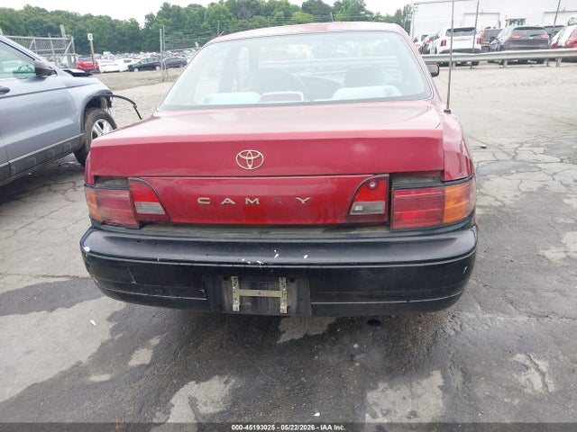 45193025 :رقم المزاد ، 4T1SK12E1PU192335 vin ، 1993 Toyota Camry Le مزاد بيع