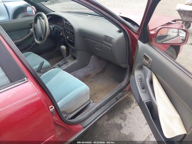 45193025 :رقم المزاد ، 4T1SK12E1PU192335 vin ، 1993 Toyota Camry Le مزاد بيع