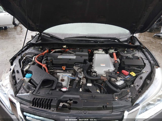 2015 Honda Accord Hybrid Touring მანქანა იყიდება აუქციონზე, vin: 1HGCR6F74FA011422, აუქციონის ნომერი: 45193050