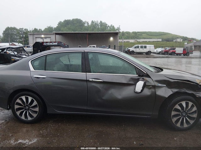 2015 Honda Accord Hybrid Touring მანქანა იყიდება აუქციონზე, vin: 1HGCR6F74FA011422, აუქციონის ნომერი: 45193050