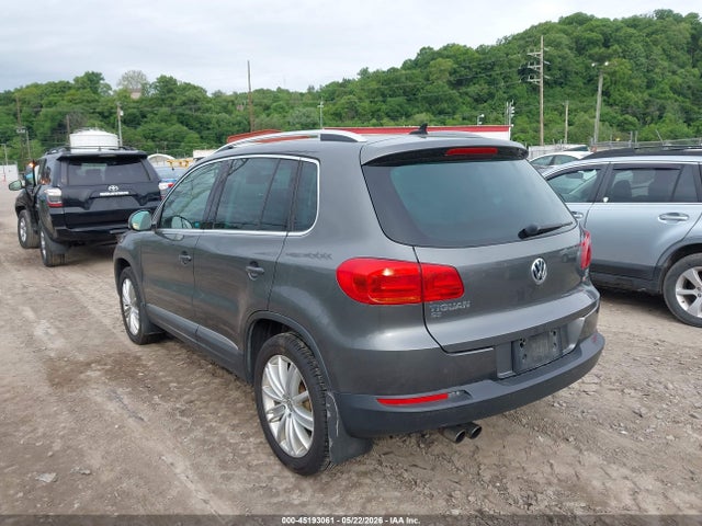 Продажа на аукционе авто 2016 Volkswagen Tiguan Se, vin: WVGBV7AX0GW583266, номер лота: 45193061