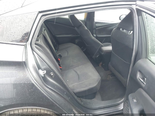 JTDKBRFU0H3027775 Toyota Prius Two
