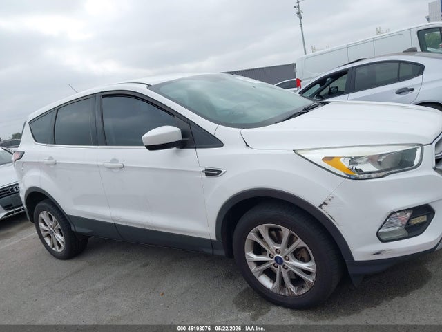1FMCU9GD7HUC02669 Ford ESCAPE SE