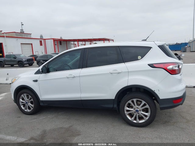 1FMCU9GD7HUC02669 Ford ESCAPE SE