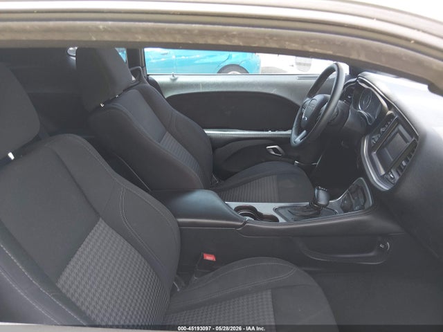2015 Dodge Challenger Sxt მანქანა იყიდება აუქციონზე, vin: 2C3CDZAG6FH821128, აუქციონის ნომერი: 45193097