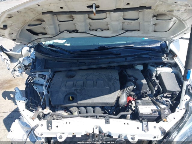 2T1BURHE1JC982145 Toyota COROLLA LE