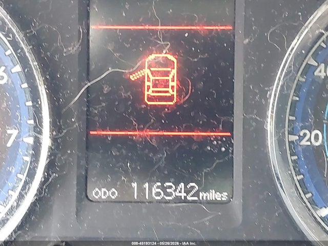 2T1BURHE1JC982145 Toyota COROLLA LE