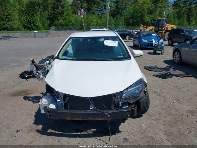 2T1BURHE1JC982145 Toyota COROLLA LE