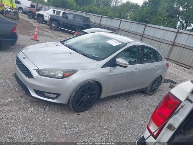 45193207 :رقم المزاد ، 1FADP3F27GL318834 vin ، 2016 Ford Focus Se مزاد بيع
