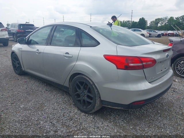 45193207 :رقم المزاد ، 1FADP3F27GL318834 vin ، 2016 Ford Focus Se مزاد بيع